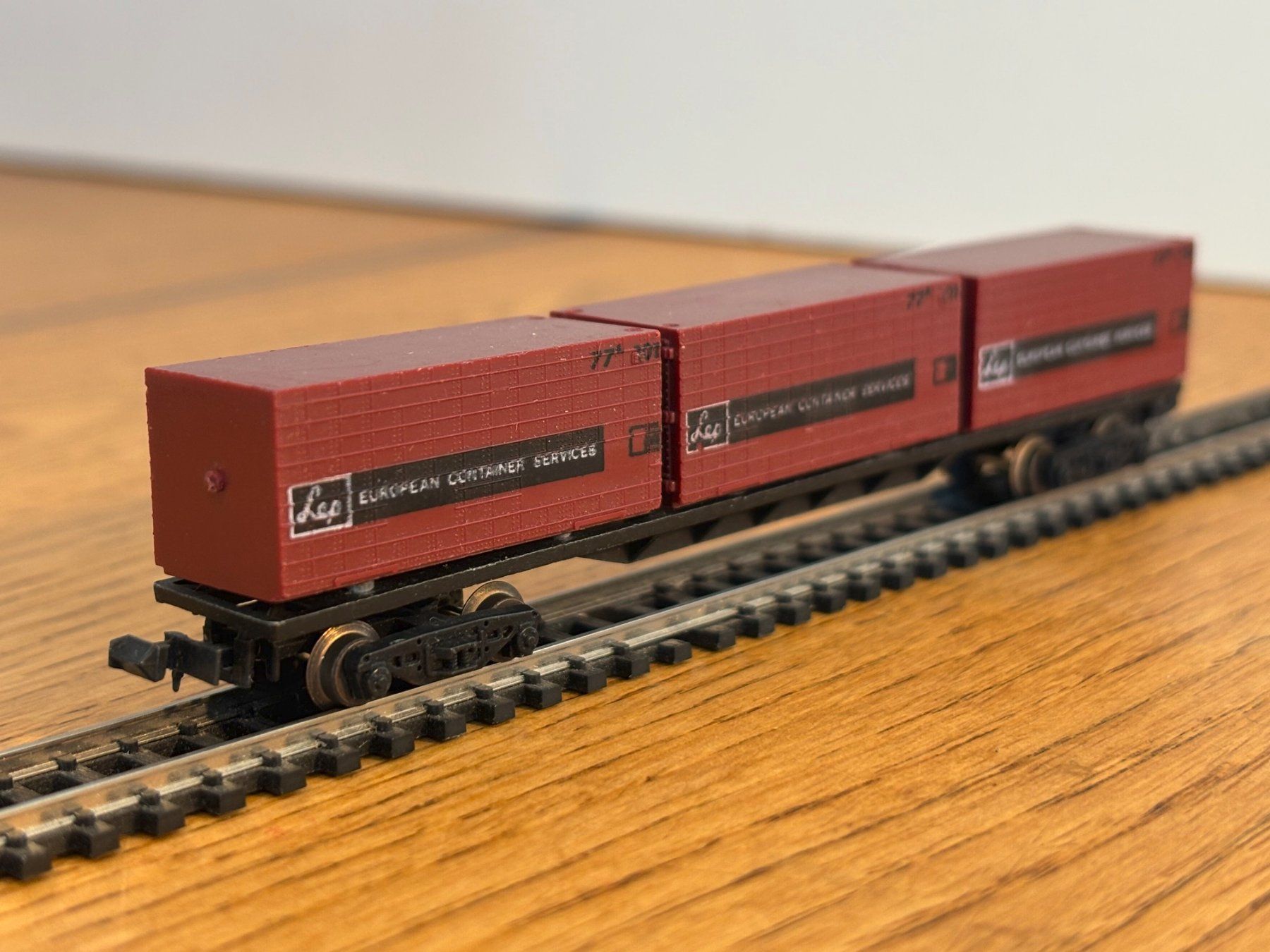 Modellini di ferrovie: L2354: Containerwagen (Spur N) – Usato da Birsfelden venduto da Birs_25 3