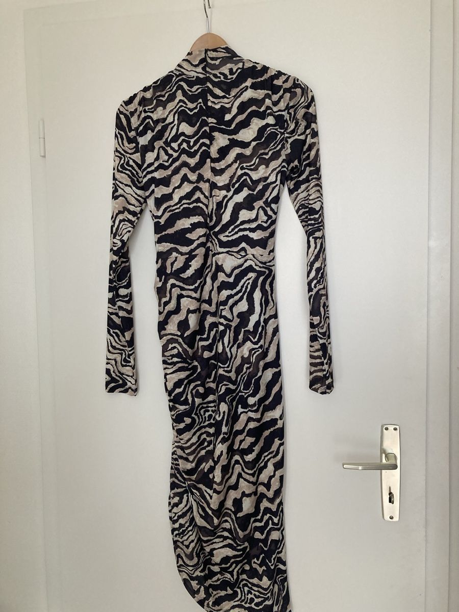 H&M Vestiti: H&M Kleid, Grösse S, Zebramuster – Usato da St. Gallen venduto da dan_9vhs 3