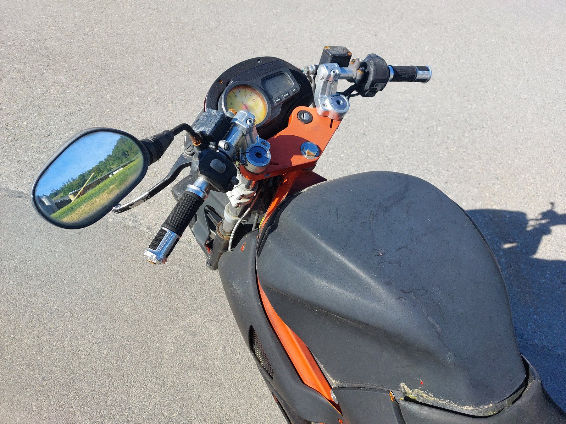 Gilera Scooter: Gilera DNA 50 Roller Scooter Motorrad Export ab 1 Fr.- – Difettoso da Schleitheim venduto da ZieglerMotoRecycling 8