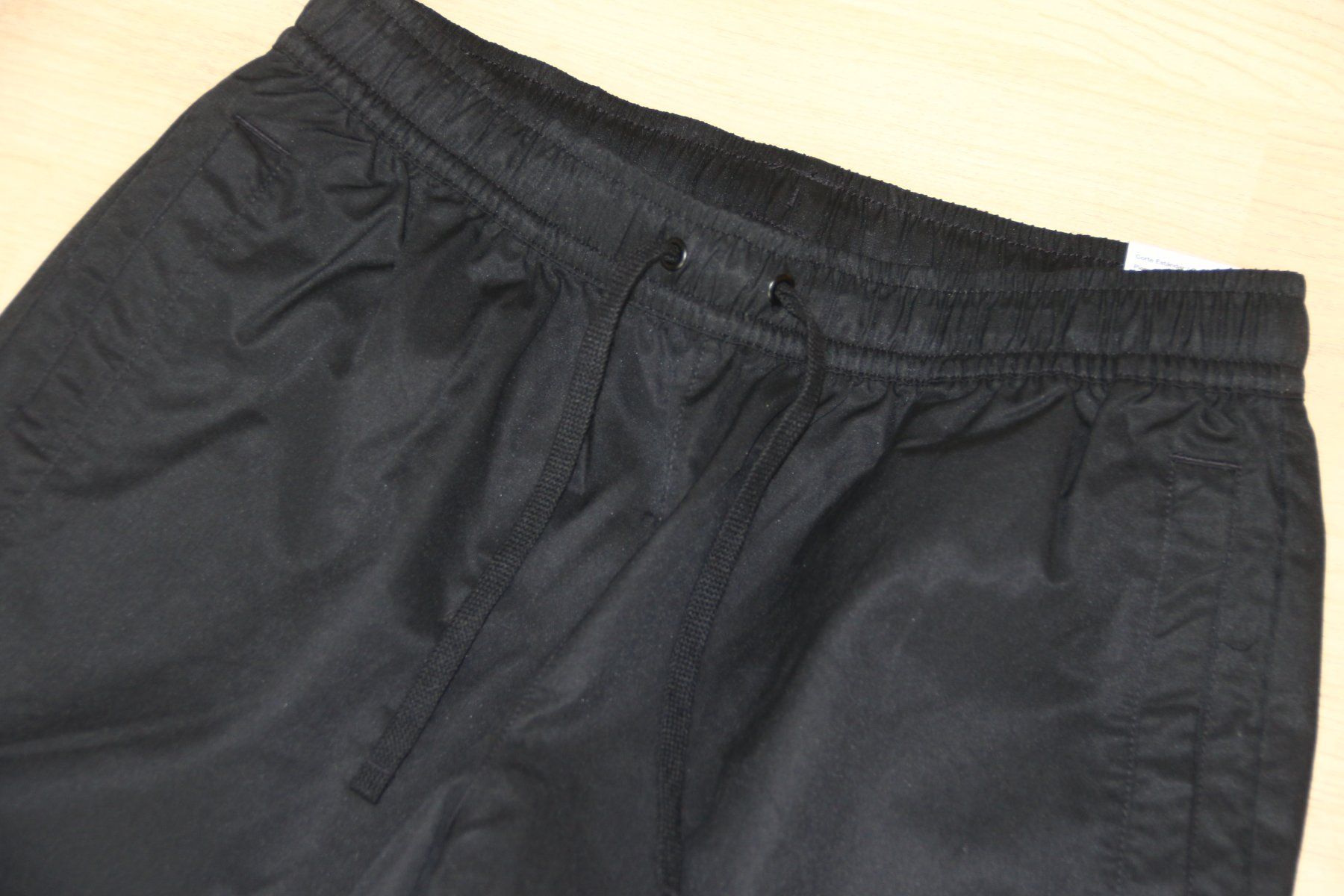 Nike Pantaloni: Neue Herren Hose von NIKE Gr.M – Nuovo e nell'imballaggio originale da Oberwil-Lieli venduto da Svetlana28 4