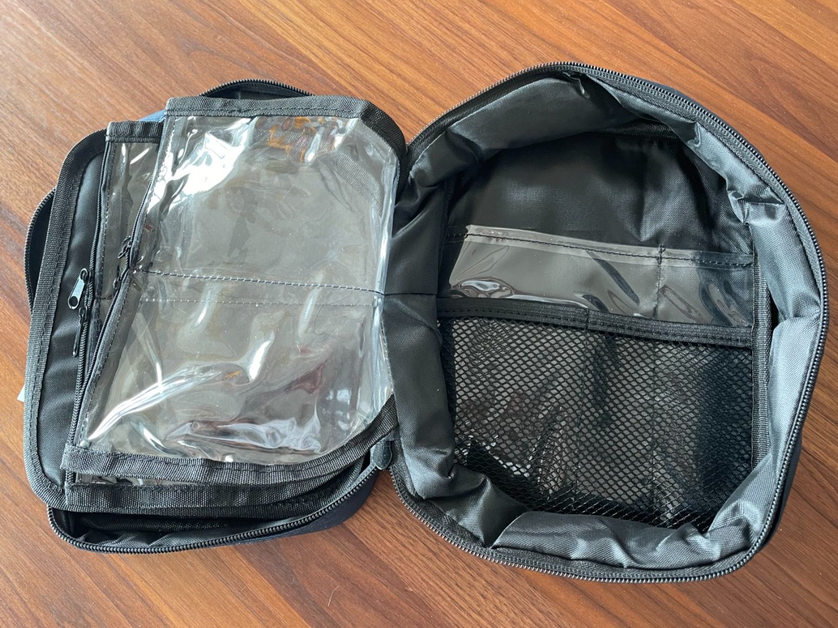 Borse: Travel Case TaNika - Reiseapotheke – Usato da Seewen SZ venduto da Nauer0 4