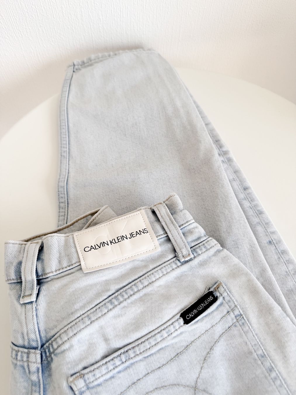 Calvin Klein Jeans: Jean Calvin Klein T34 – Usato da Lausanne venduto da Greenbyaudrey