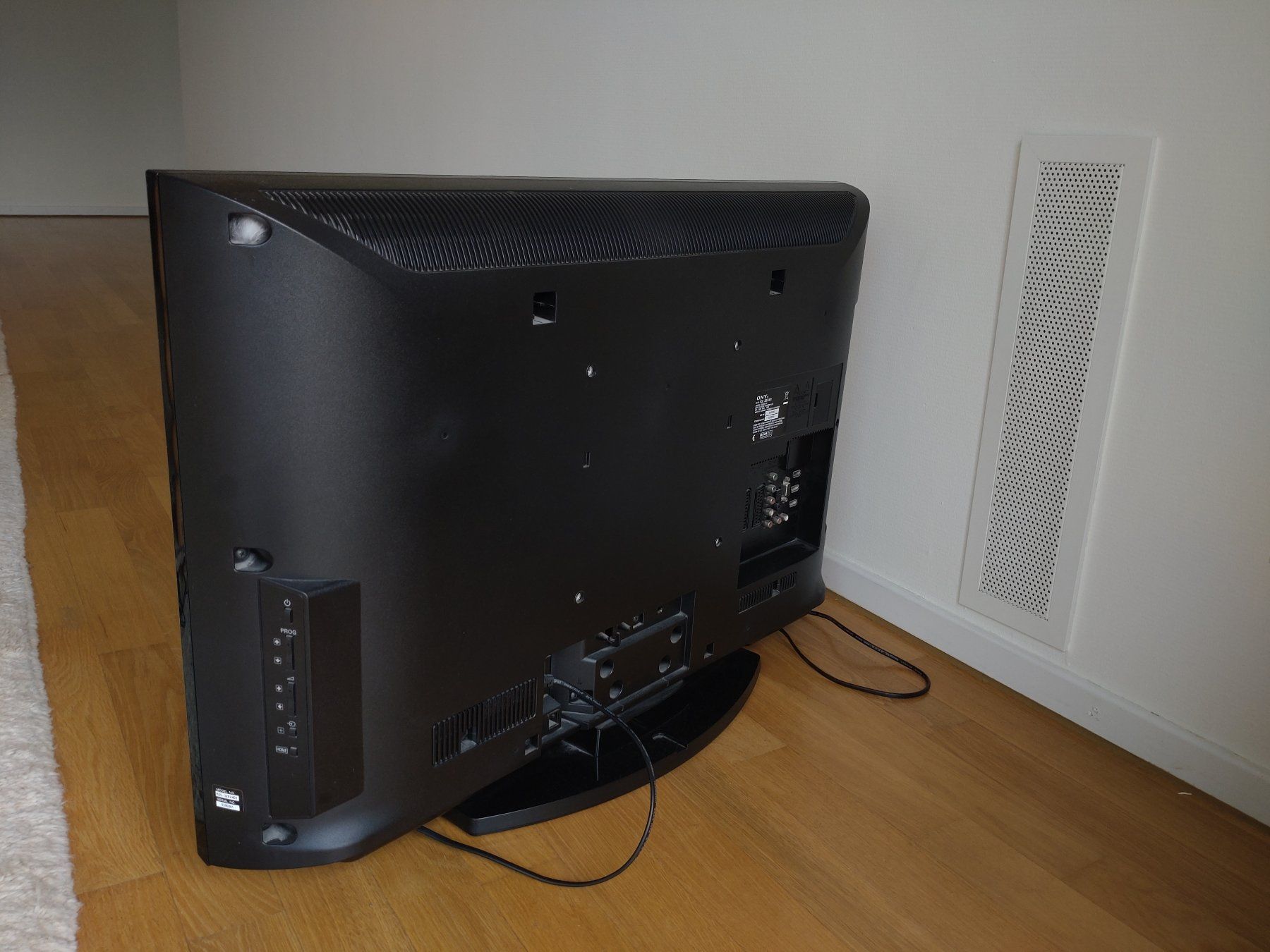Sony Televisori: Fernseher Sony 32 Zoll – Usato da Oberentfelden venduto da cloud04 1