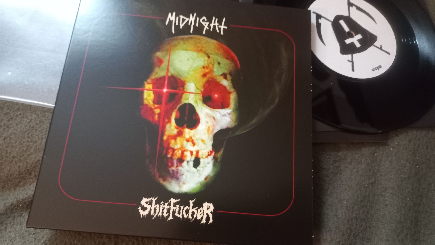 Dischi in vinile: Midnight/Shitfucker-Split 7"Vinyl Single Lp BLACK Metal – Usato da Olten venduto da Donatello1984
