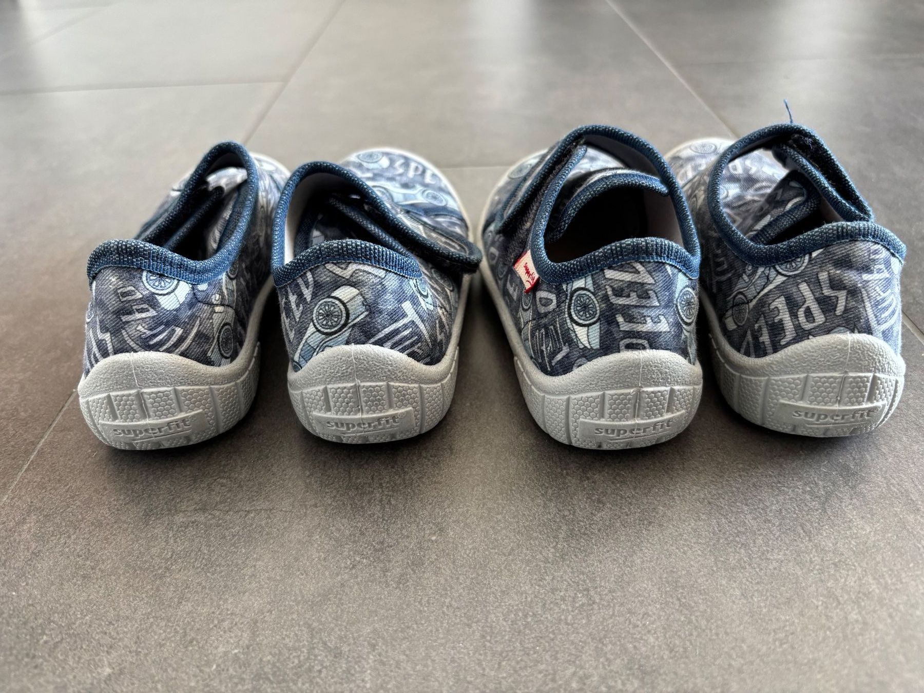 Schuhe für Jungen: SuperFit Haussche - 2 sets Gr. 25 – Gebraucht aus Oberägeri von MariaLehman 1