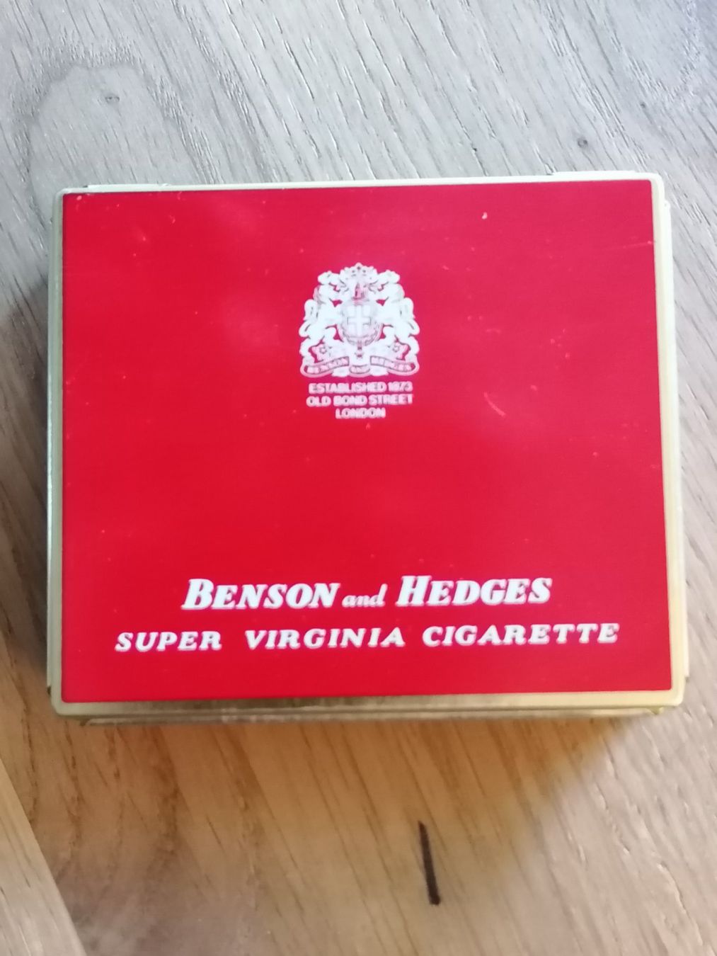 Autres tabacs: Benson and Hedges Zigaretten Blechdose – D'occasion à Basel par vintagecollector