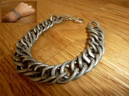 Armband originalWalliser-Zinnkannenkette