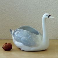 Cygne en porcelaine, Metzler & Ortloff, Allemagne, début 20e