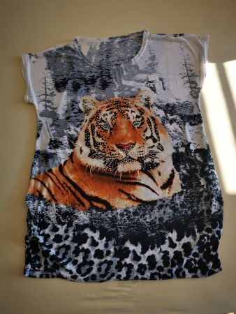 Tunique imprimée tigre avec strass, taille unique (large)