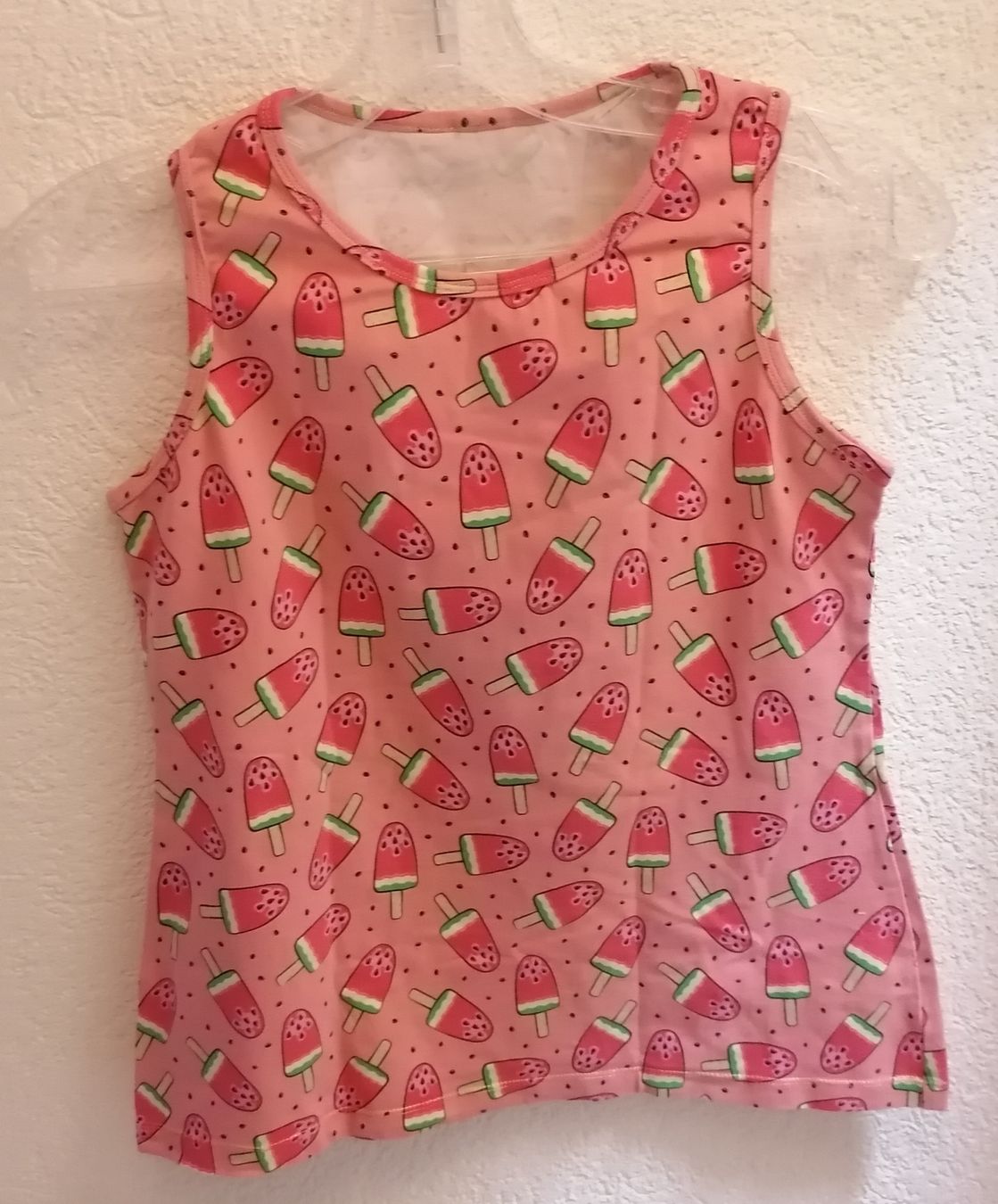 Top: Top, t-shirt, débardeur, haut, pull – Usato da Montcherand venduto da petiteoune75