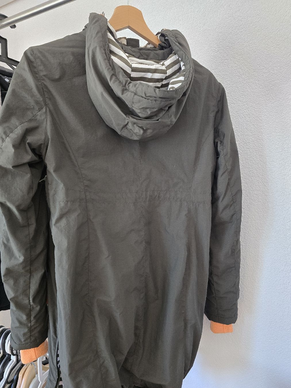 Giacche: Umstands-/Tragejacke von Bonprix – Usato da Guschelmuth venduto da lperler 4