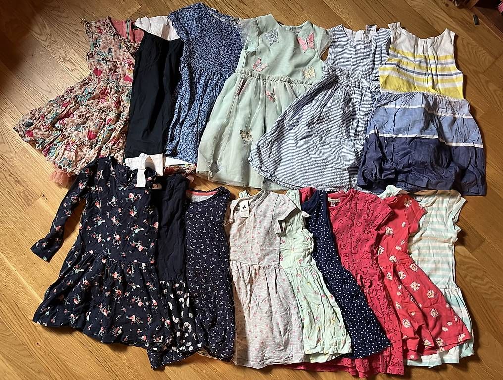 Ensembles coordonnés: Kinderkleider-Paket Mädchen Gr. 98/104 – D'occasion à Oberengstringen par elleth