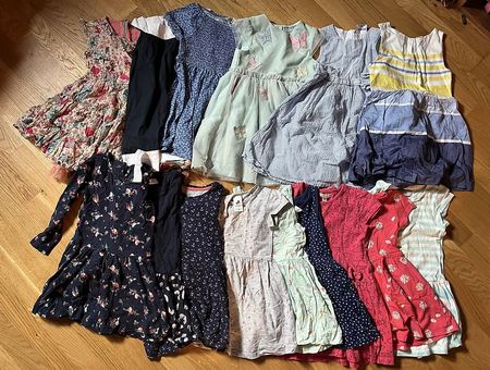 Kinderkleider-Paket Mädchen Gr. 98/104