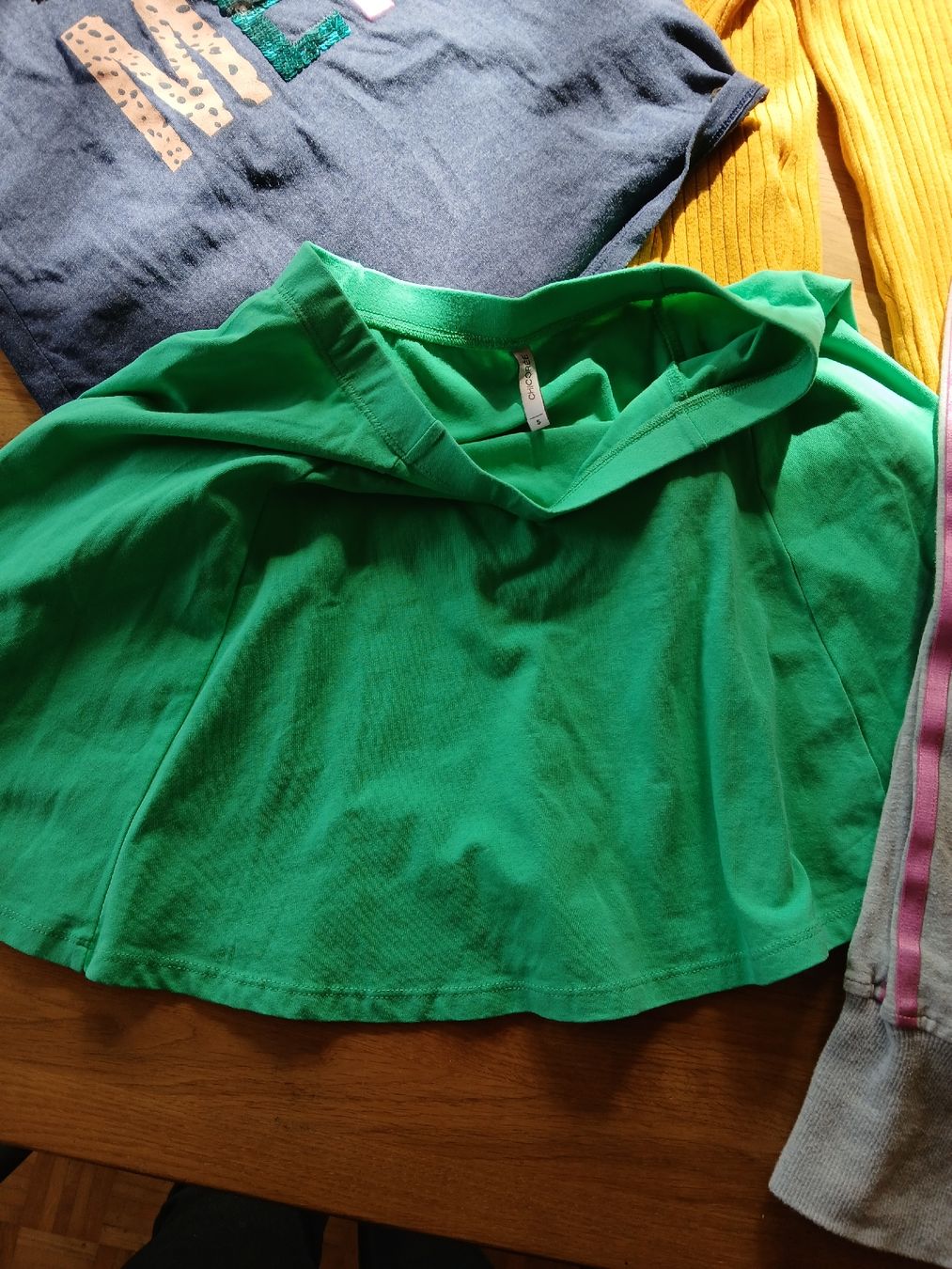 Lotti & Set di vestiti: Kleiderpaket Mädchen Gr. S: Tom Tailor, Adidas, H&M – Usato da Kleindöttingen venduto da Christina22 1
