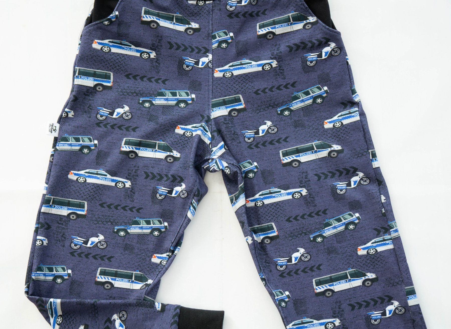 Pantaloni: Joggerhose / Trainer mit Polizei - 110/116 – Nuovo e nell'imballaggio originale da Zürich venduto da sambaum 2