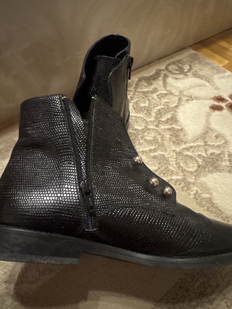 Damenschuhe: Schwarze Leder-Schnürstiefel Gr. 38 – Gebraucht aus St. Gallen von StyleAndMore23 2