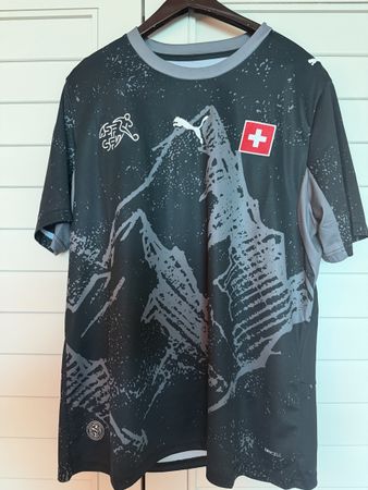 Schweiz X Salehe Bembury Replica Herren, Torwarttrikot