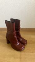 Elegante Vintage Lederstiefel in Bordeauxrot, Grösse 3