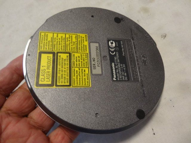 Panasonic Lettore multimediale & Streamer: PANASONIC SL-C1790 COMPACT DISC-PORTABLE CD PLAYER-NO WORK – Usato da zürich venduto da ahmad01 1