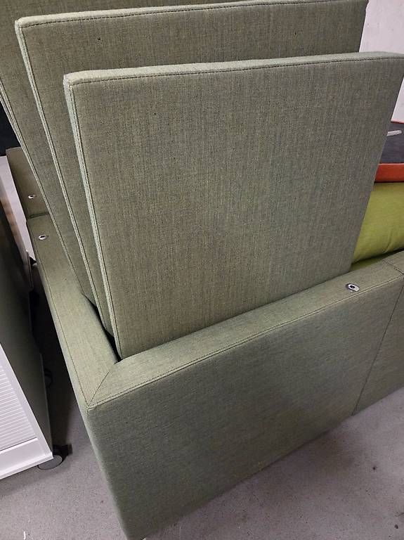 Sofas: Besprechungssofa  – Gebraucht aus Ringgenberg BE von Gro14 1