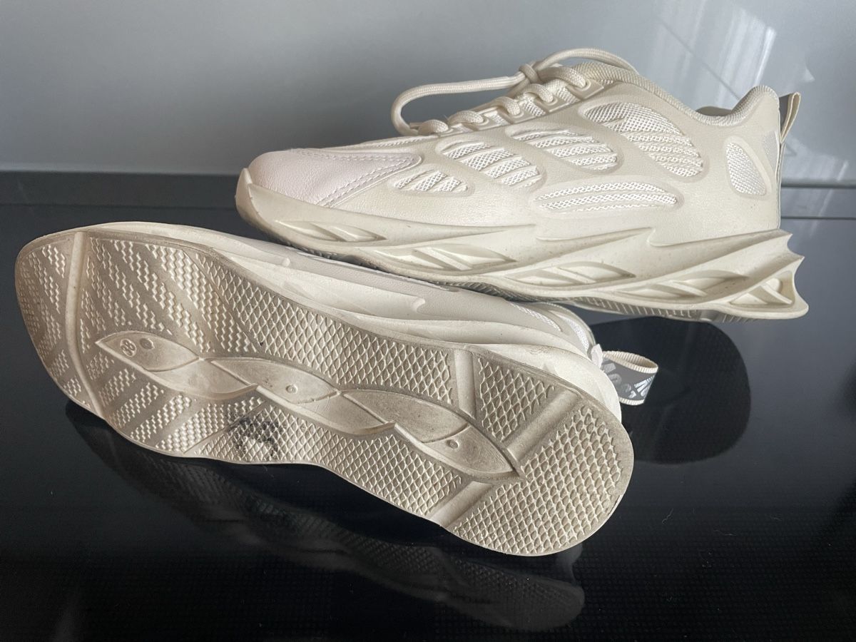 Damenschuhe: DAMEN SNEAKERS - BEIGE - GRÖSSE 38 – Gebraucht aus Buchs AG von fischli610 4