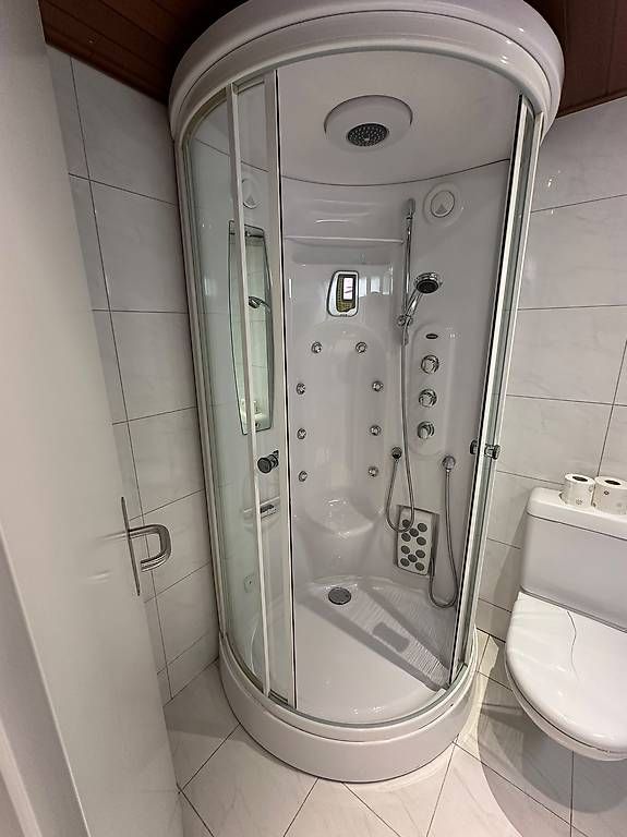 Douches: Appollo Steam Box / Dampfdusche mit Massagefunktion – D'occasion à Gattikon par MOR_pq67