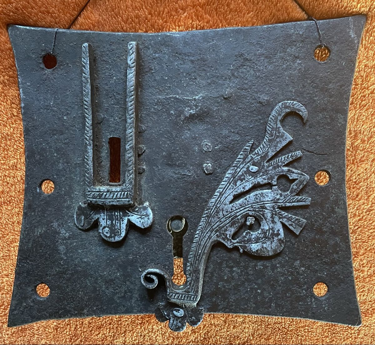 Cadenas: Antik Schloss Gotisch – D'occasion à Rorschacherberg par farmer61
