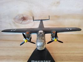 Modellflugzeug DORNIER Do-217 1:144 Metall