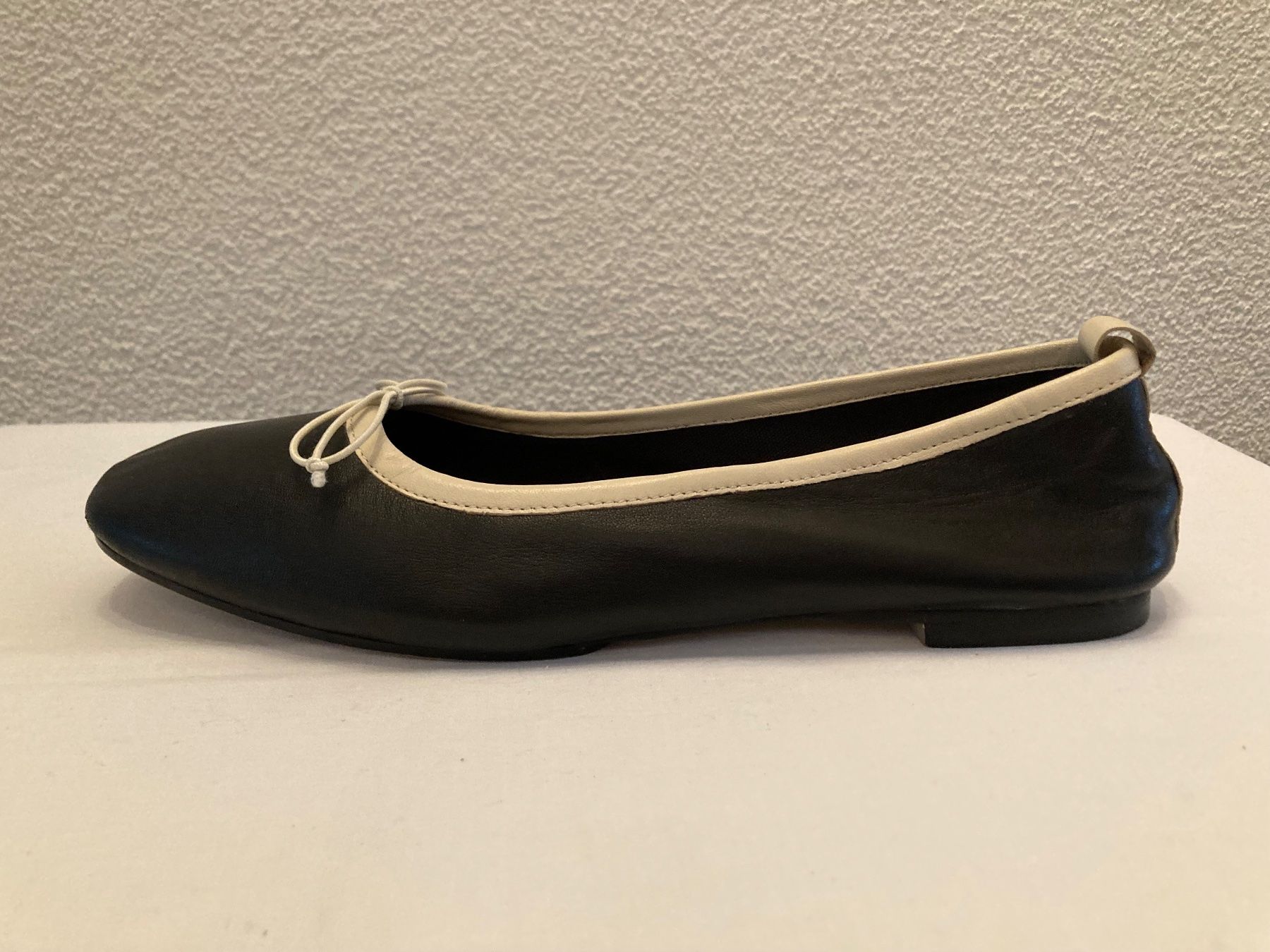 Scarpe da donna: Leder Ballerinas Gr. 41 Schwarz/Beige – Usato da Zürich venduto da cec_g78g 4