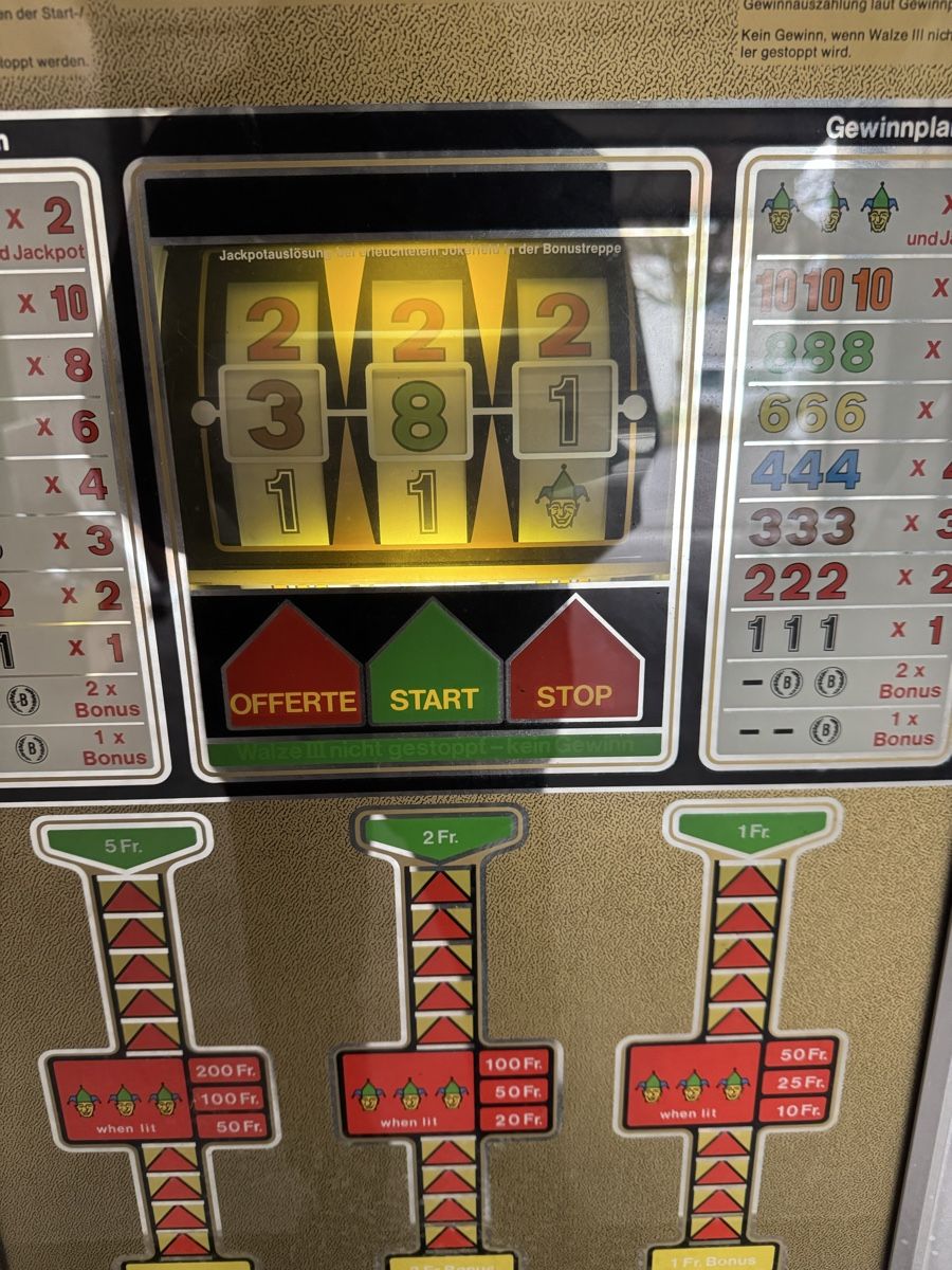 Spielautomaten: Triomint Spielautomat – Gebraucht aus Hallau von Kerbi6 1