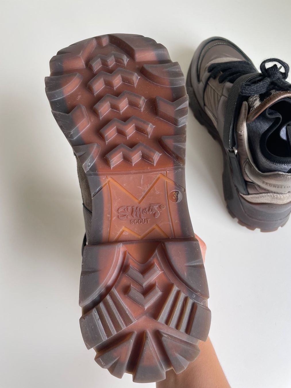 Brunello Cucinelli Scarpe da donna: Brunello Cucinelli Turnschuhe – Usato da Winterthur venduto da 19.19 4