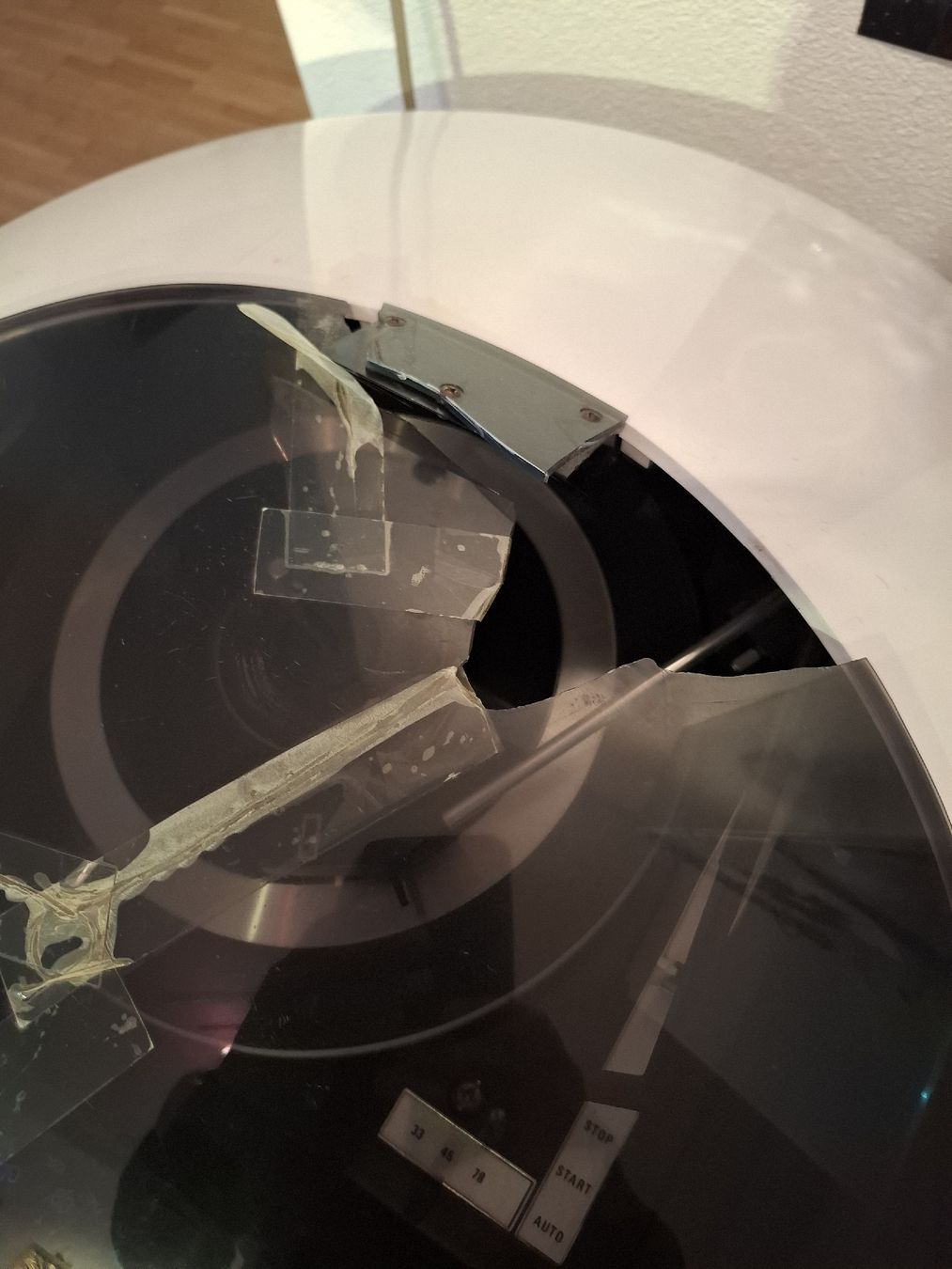 Weltron Giradischi: Weltron 2007 Stereo Anlage mit Ständer – Difettoso da Dübendorf venduto da rob_8y8g 5