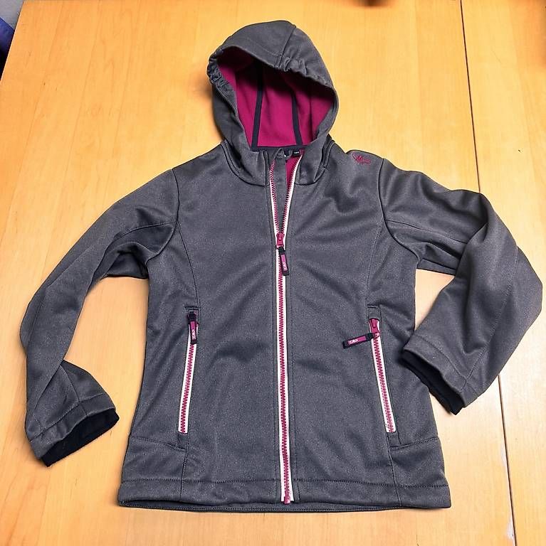 Jacken & Mäntel: Windstopper Jacke Grösse 140 – Gebraucht aus Untersiggenthal von man_6jnt