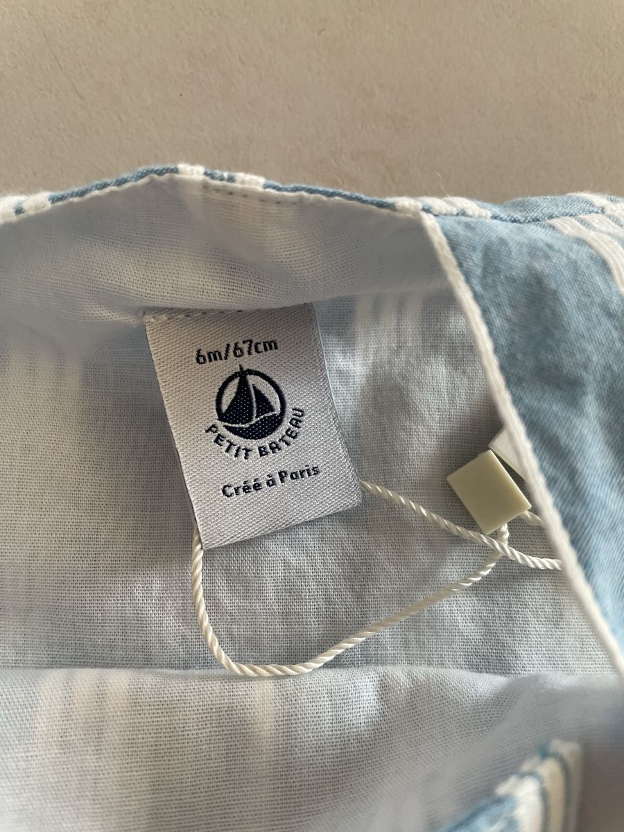 Petit Bateau Hosen: Petit Bateau Latzshort - Gr. 3-6 Monate – Neu (gemäss Beschreibung) aus Brugg AG von Elle_1 2