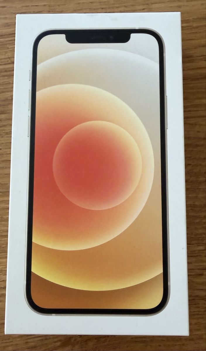 Apple Portables: Iphone 12 – D'occasion à Oetwil am See par suuueee 2