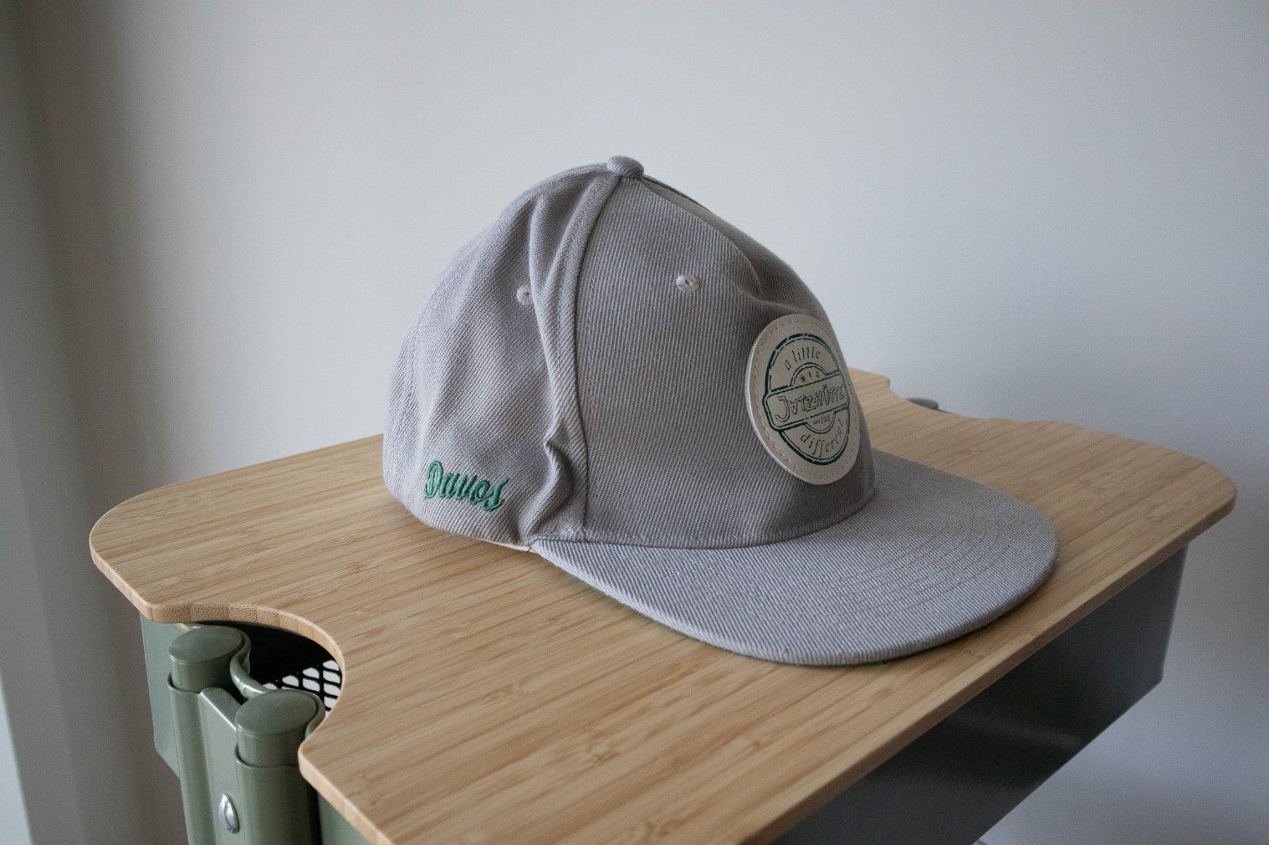 Chapeaux, bonnets & casquettes: Cap - Jatzhütte Davos – Neuf (Voir description) à Fislisbach par AllyElgorb 2