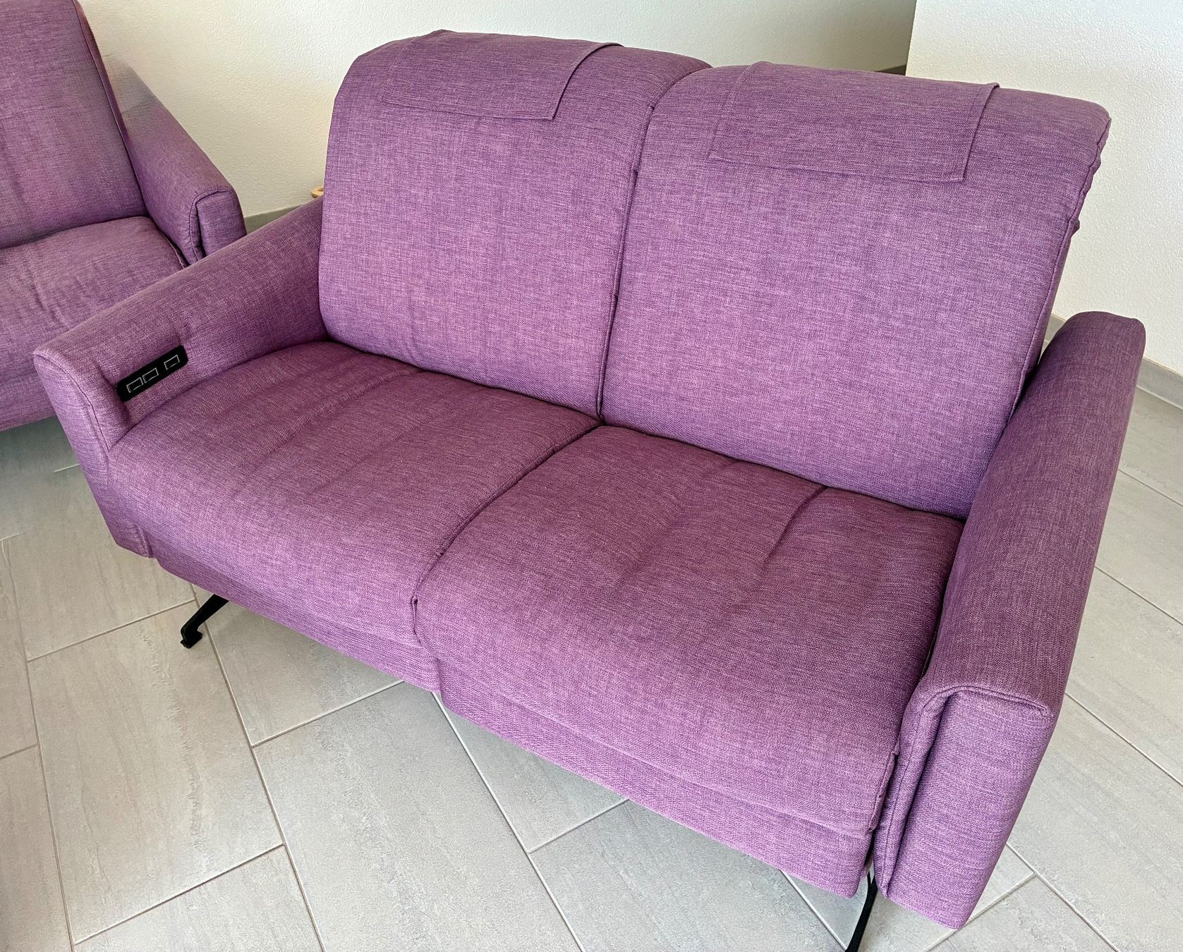 Sofas: Canapé électrique en excellent état – D'occasion à Riaz par ste_5chw 2