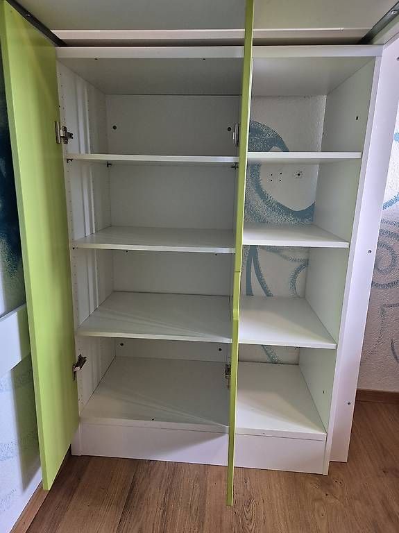 Ikea Letti: Hochbett mit Kleiderschrank und Kommode – Usato da Zufikon venduto da Talfulano 3