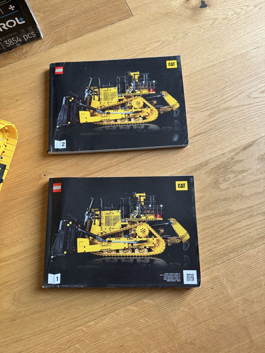 Lego Kit di costruzioni: CAT D11 – Nuovo (secondo la descrizione) da Wikon venduto da rob_x7gh