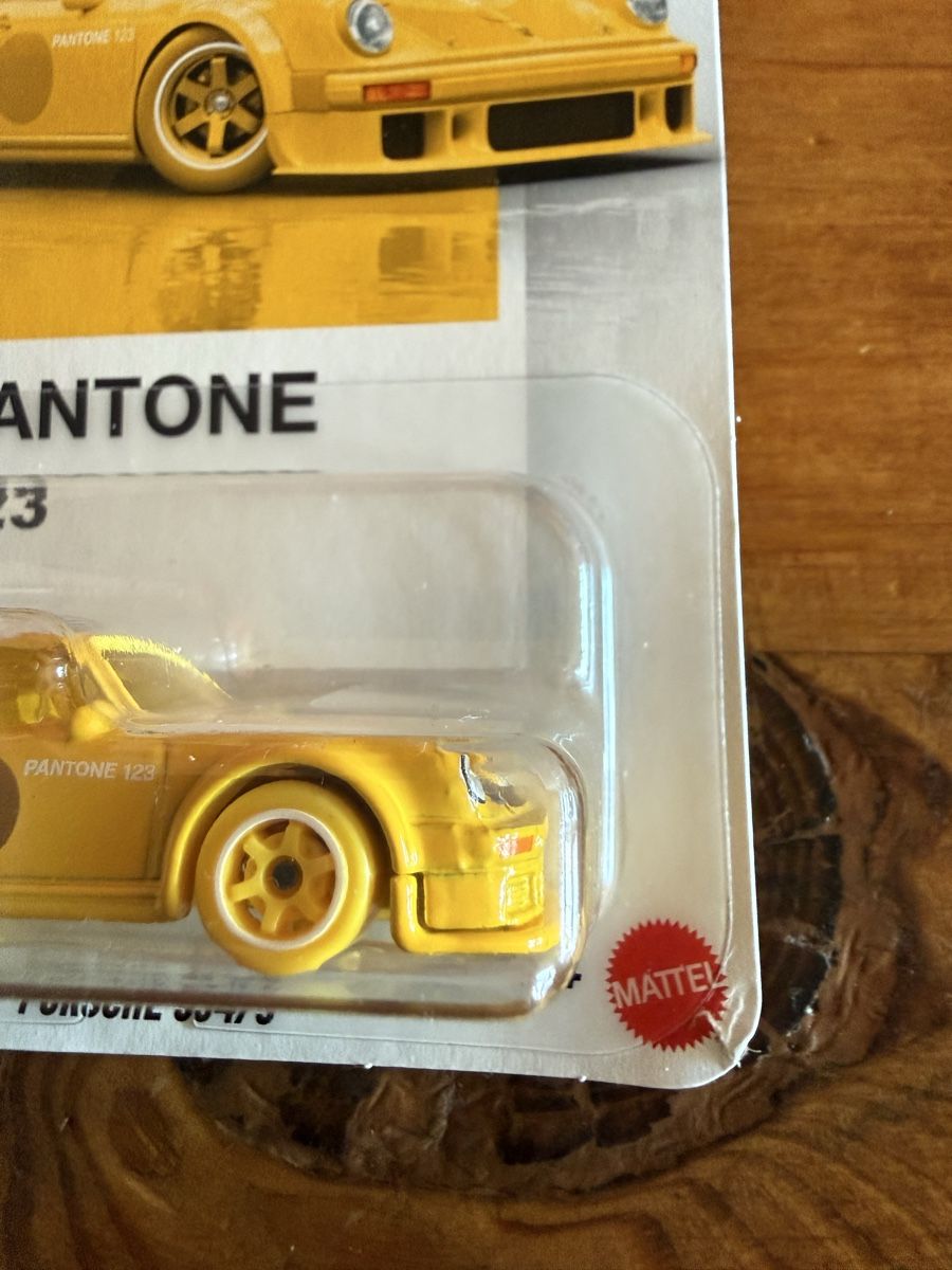 Porsche Modellini d'auto: Hot Wheels Porsche Pantone 6/6 – Nuovo e nell'imballaggio originale da Chavornay venduto da blackmoon02 2