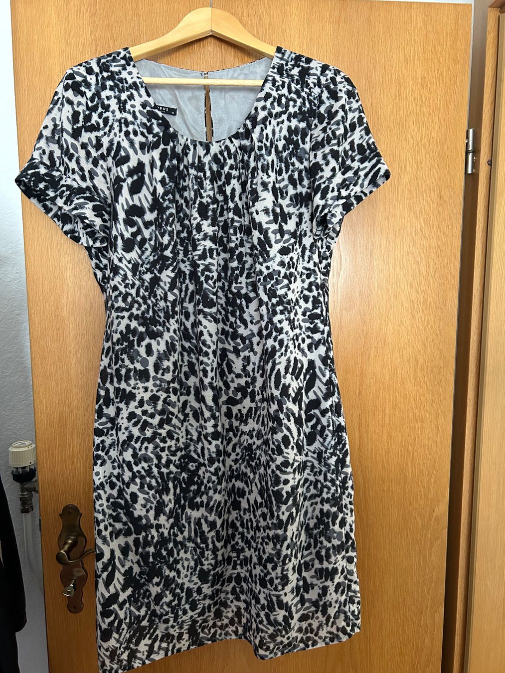 Globus Vestiti: Globus - Essential Kleid Gr. 42 – Usato da Murten venduto da zia_6czz
