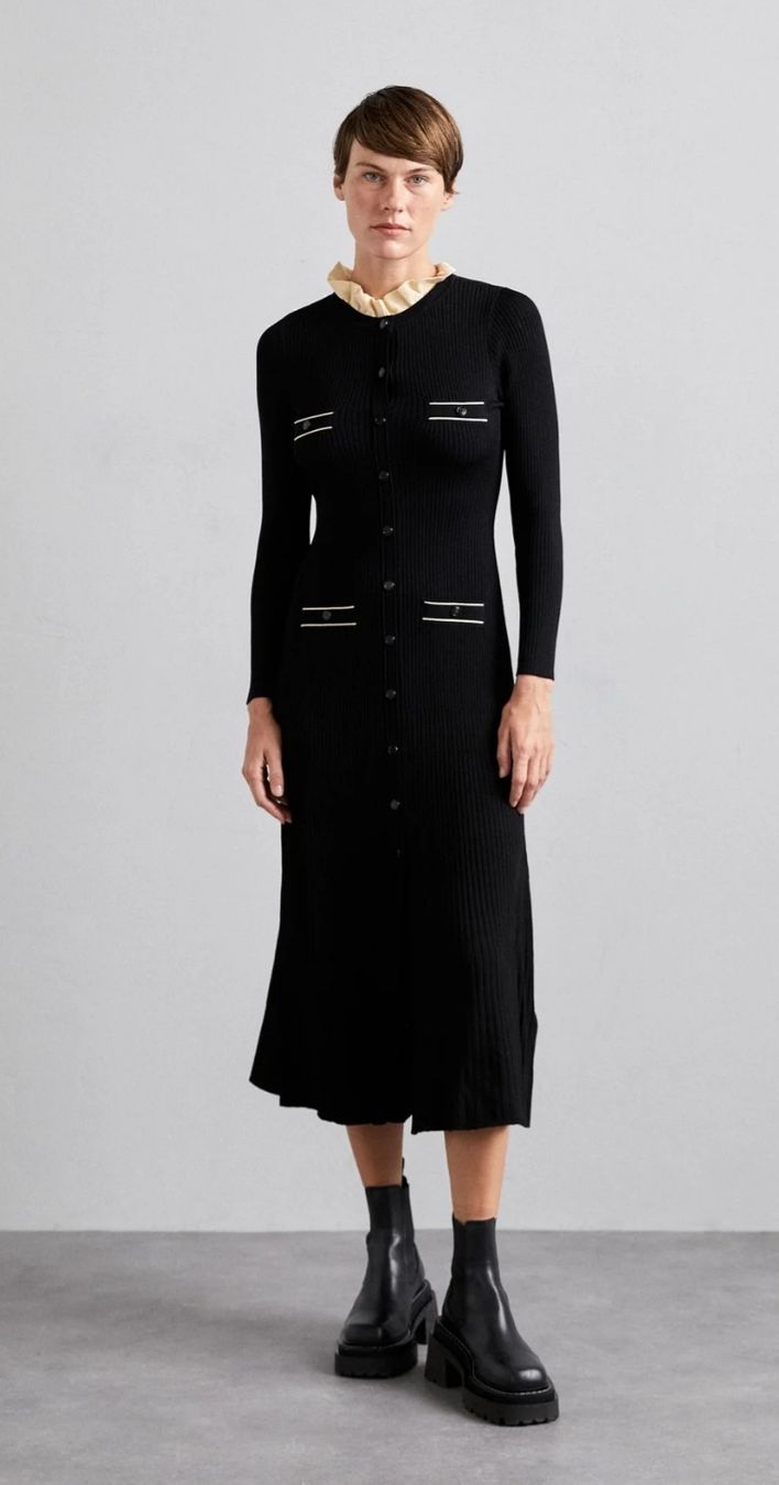 Sandro Vestiti: Sandro Strickkleid, Gr. S, schwarz, neuwertig. – Usato da Ibach venduto da ole_6whn 6