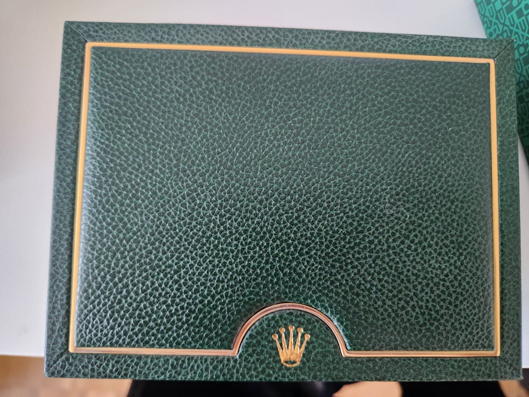 Rolex Scatole porta orologi: Original Rolex Box Ref 15200 – Nuovo e nell'imballaggio originale da Stäfa venduto da Brunati-Uhren 1