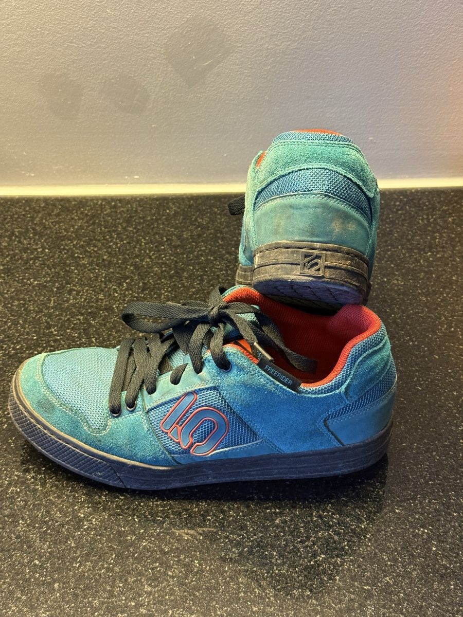 Five Ten Chaussures hommes: Five Ten Freerider MTB Schuhe – D'occasion à Davos Platz par Forumraida 1