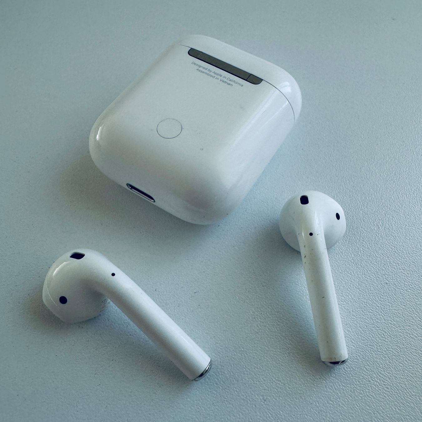 Apple Cuffie: Original Apple AirPods 2 Kopfhörer Wireless Lightning Kabel – Usato da Basel venduto da MY.AIRPODS.SHOP 8
