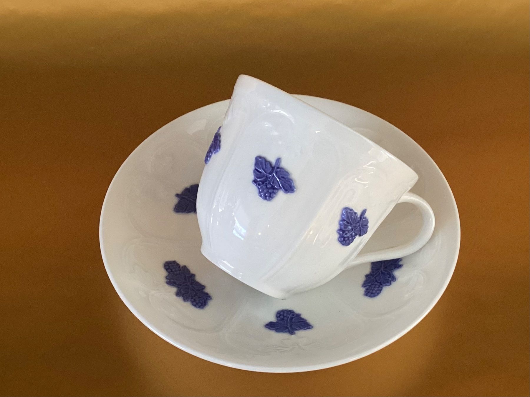 Gustavsberg Tazze: Gustavsberg / 1 Kaffeetasse Bla Blom / Sweden – Usato da Beinwil am See venduto da kae_gh7c 1