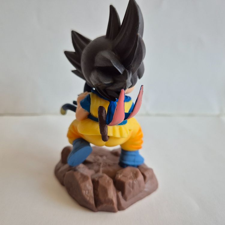 Dragon Ball Sammelfigur - Son Goku & Pool - MER (Neu (gemäss ...