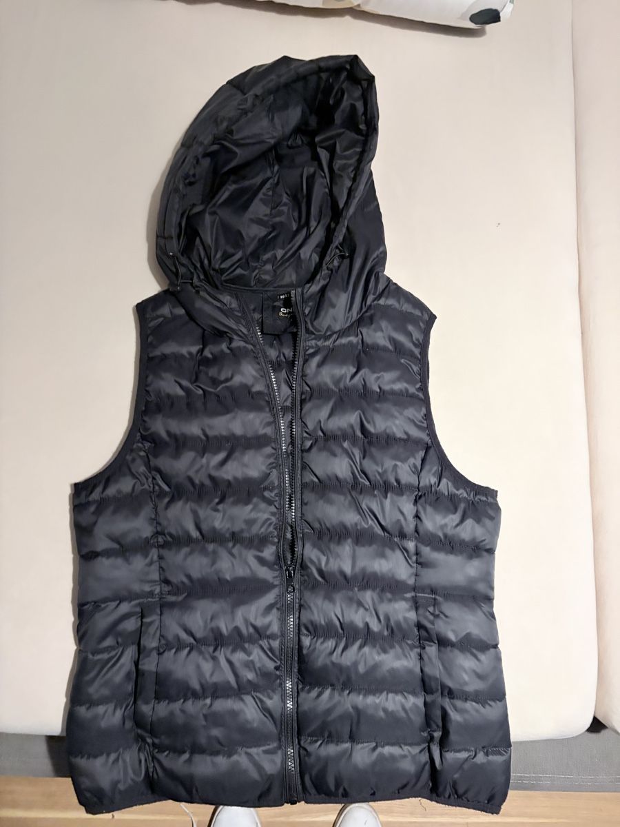 Only Gilet & Giacche senza maniche: Only Gilette Grösse L  – Usato da Gossau SG venduto da rut_2dkt