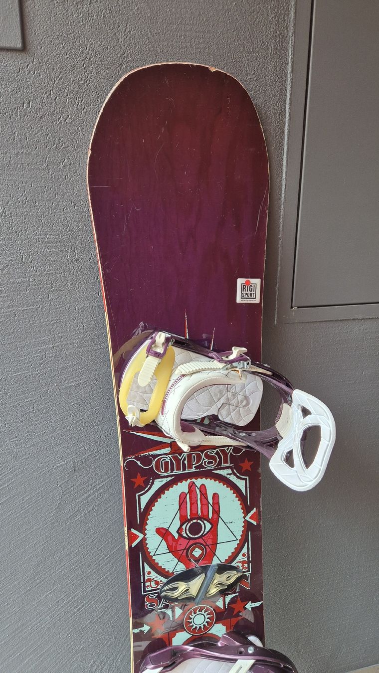 Salomon Boards: Salomon Snowboard + Bindung – Gebraucht aus Immensee von mel_8vx6 1