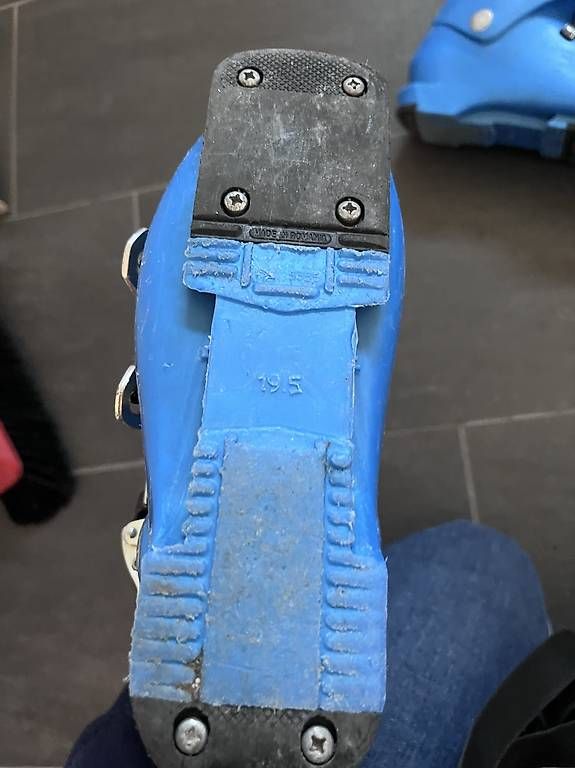 Scarpe per ragazzi: Scarponi da sci bambino 30 – Usato da Gravesano venduto da ald_st8d 1